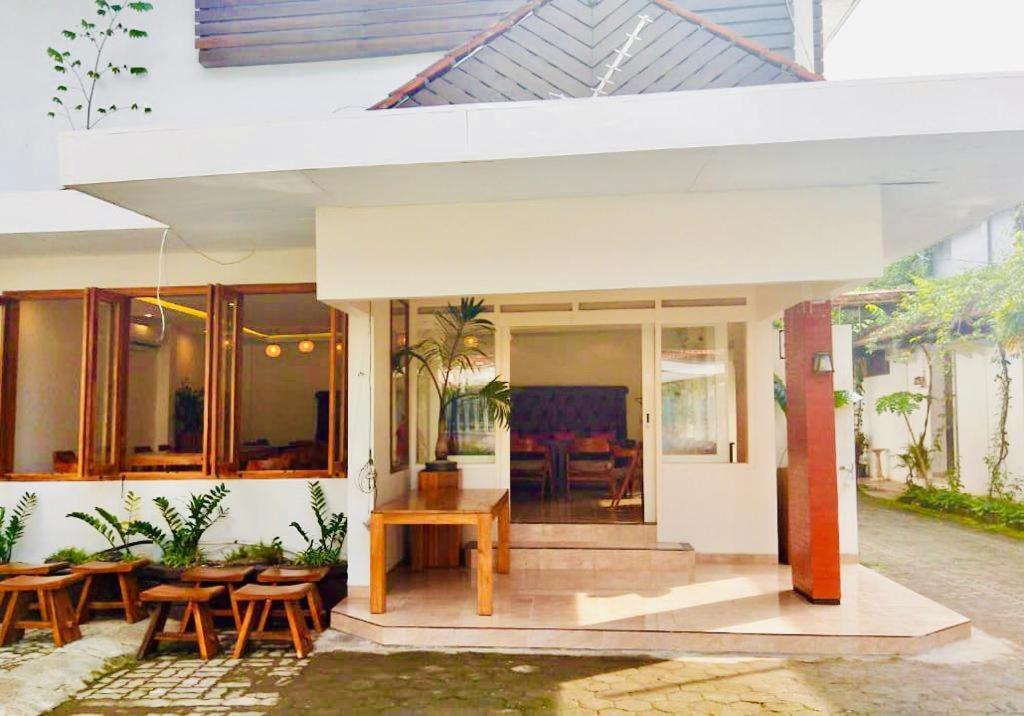 Belaya Hotel Jepara Zewnętrze zdjęcie
